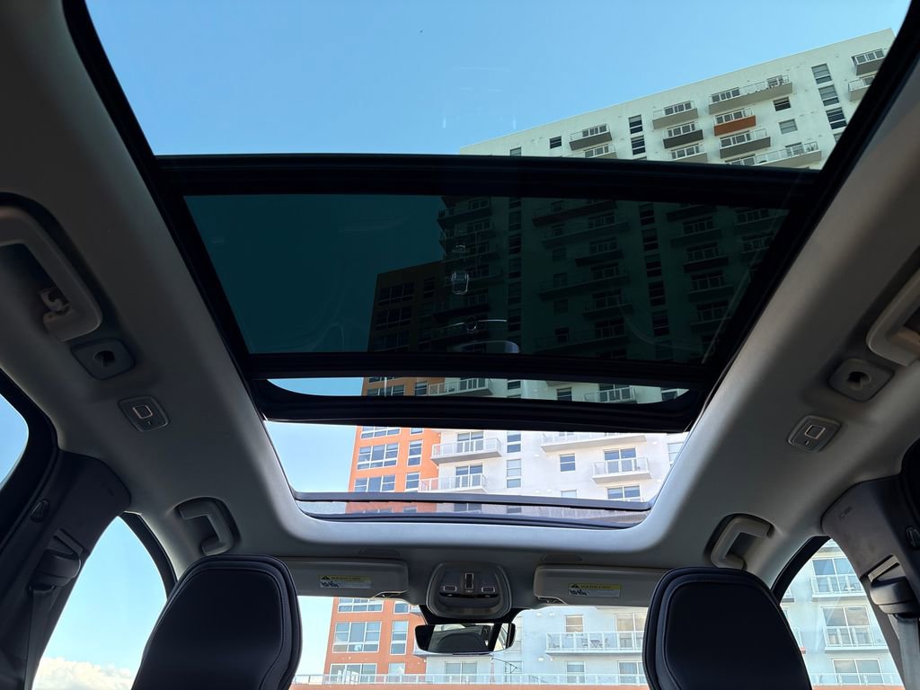 New 2026 Volvo XC90 T8 Core image 16