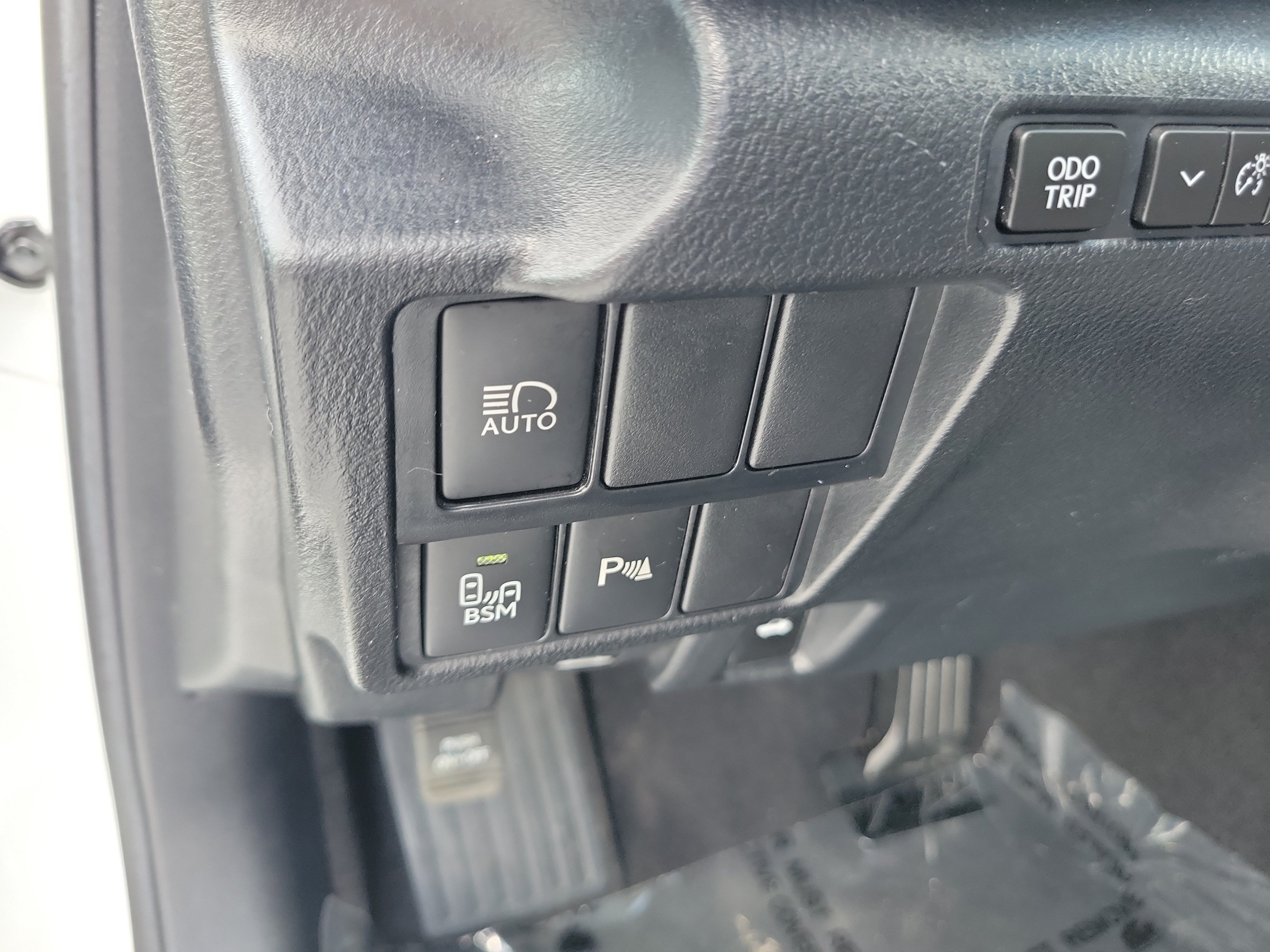 Used 2019 Lexus IS 300 w/ Navigation Package RWD image 22