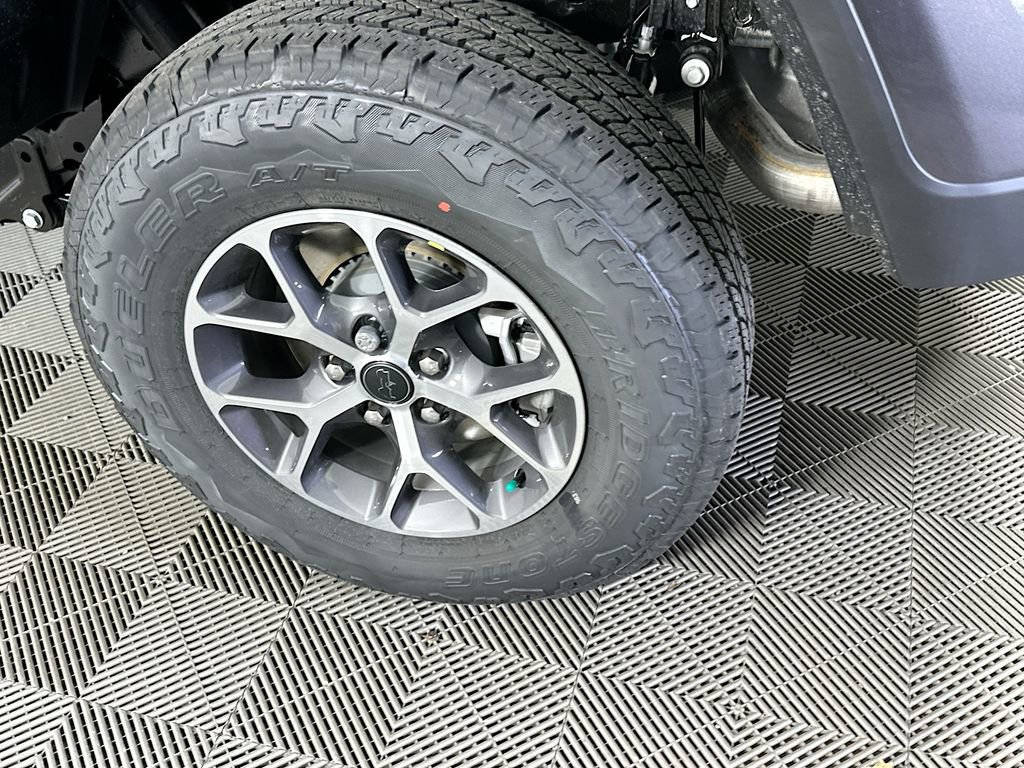 New 2026 Jeep Gladiator Sport AWD/4WD image 35