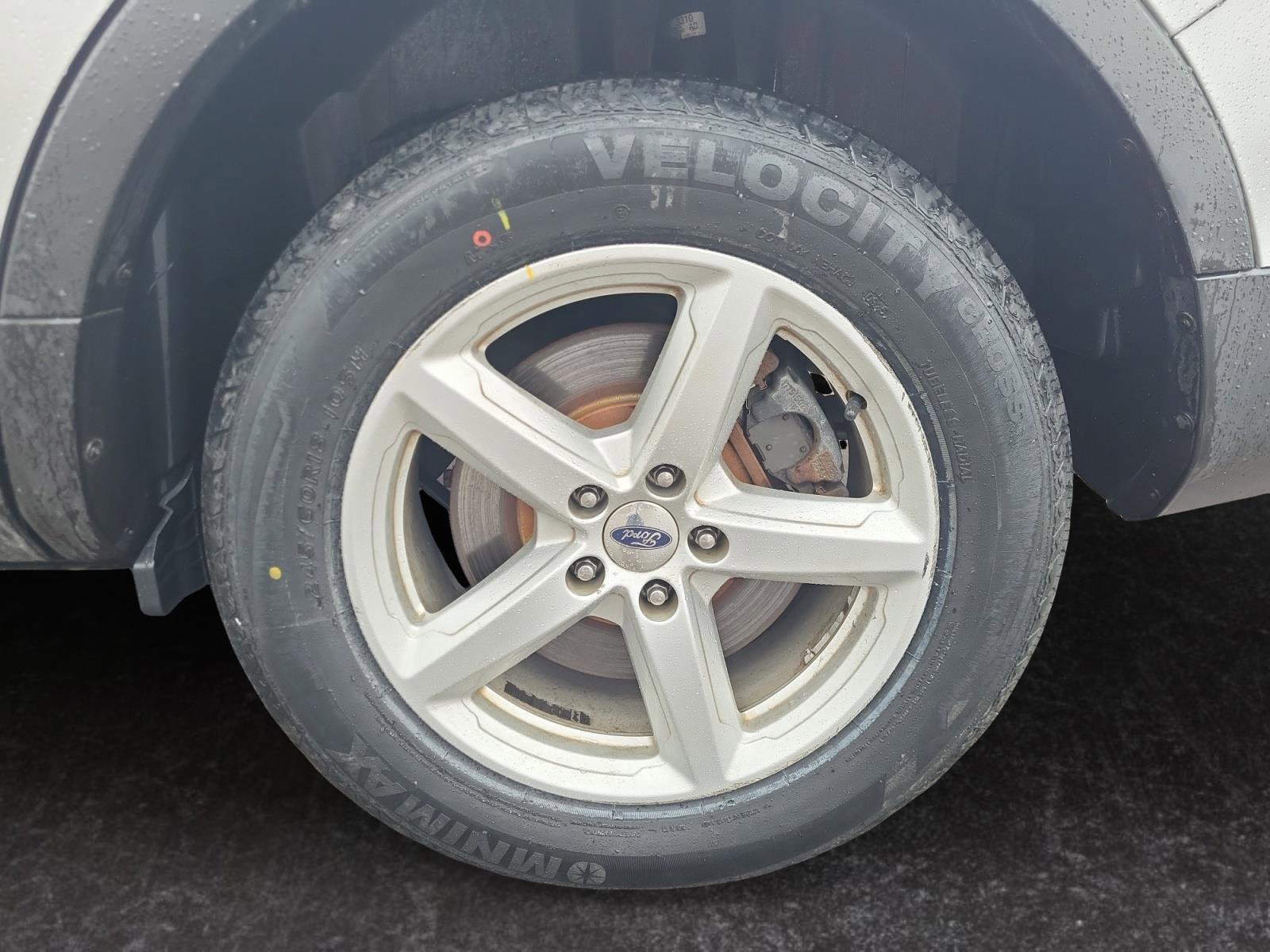 Used 2016 Ford Explorer XLT w/ Equipment Group 201A image 28