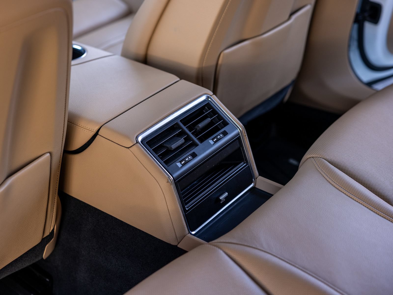 Certified 2023 Porsche Panamera 4S AWD/4WD image 47