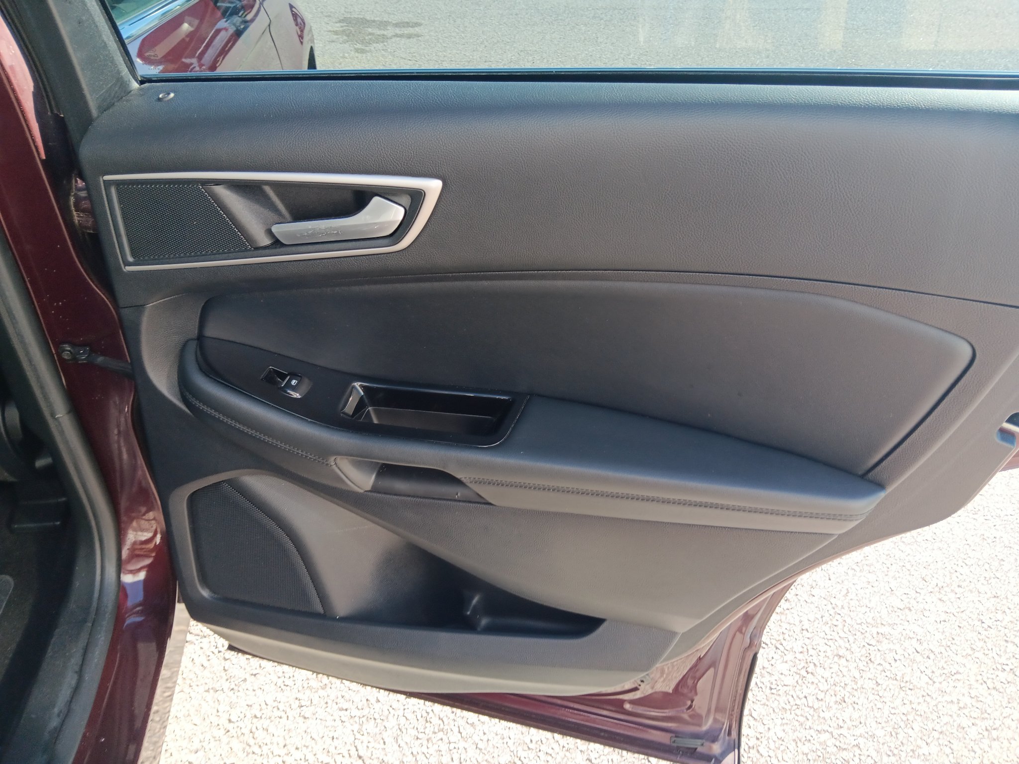 Used 2020 Ford Edge SEL FWD image 22