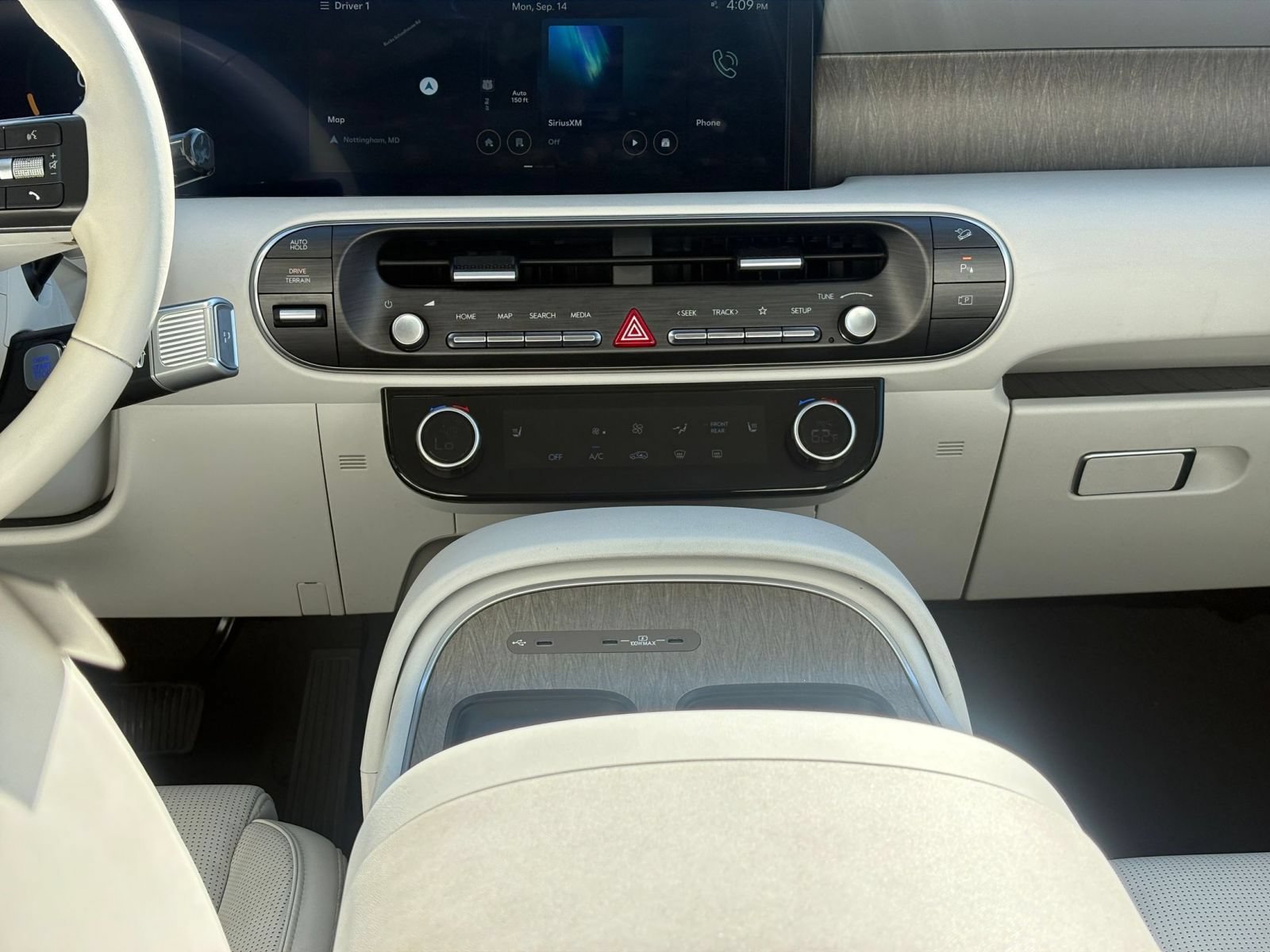 Used 2026 Hyundai Palisade SEL AWD/4WD image 16