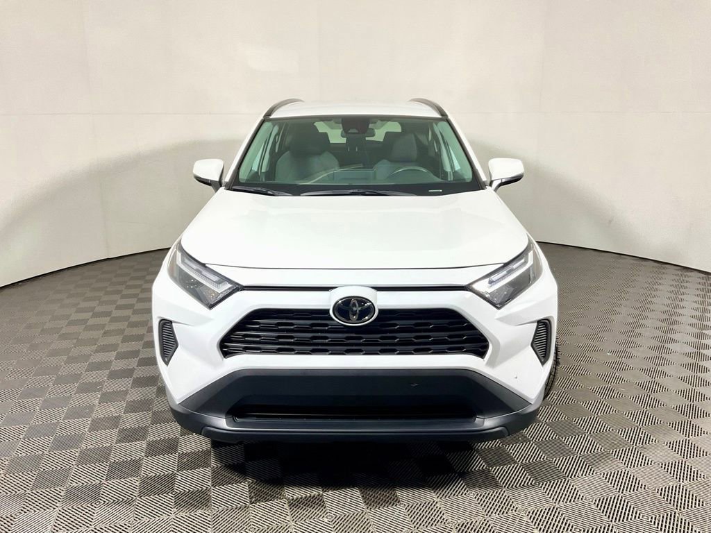 Used 2024 Toyota RAV4 XLE AWD/4WD image 6
