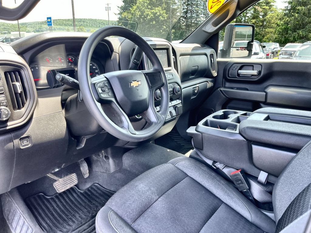 Used 2024 Chevrolet Silverado 2500 Custom w/ Custom Value Package AWD/4WD image 10