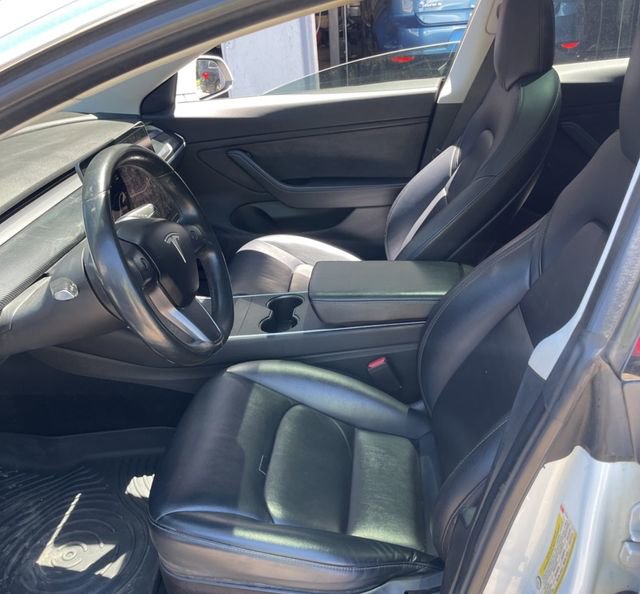 Used 2018 Tesla Model 3 Long Range RWD image 13