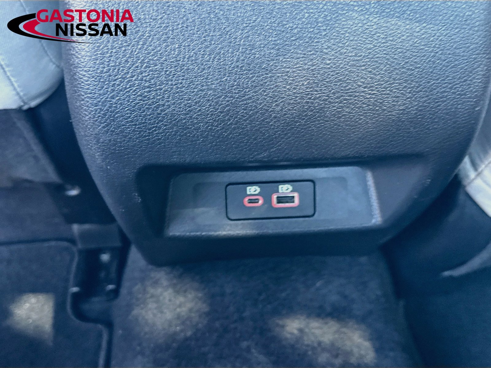Used 2025 Nissan Altima 2.5 SV FWD image 31