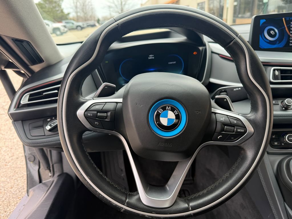 Used 2015 BMW i8 image 11