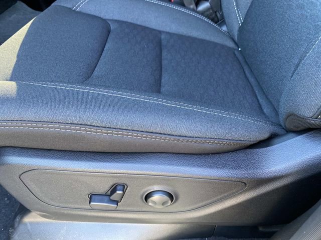 New 2026 RAM 1500 4x4 Crew Cab image 9
