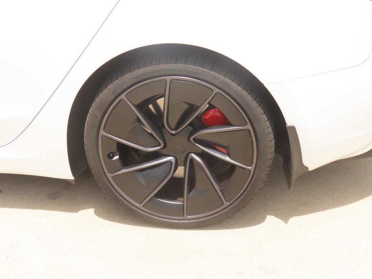 Used 2025 Tesla Model 3 Performance AWD/4WD image 16