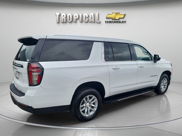 Used 2023 Chevrolet Suburban LT AWD/4WD image 5