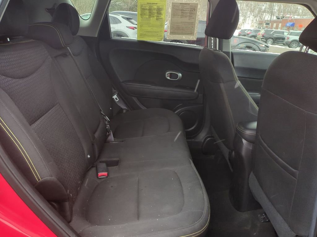 Used 2014 Kia Soul + image 24