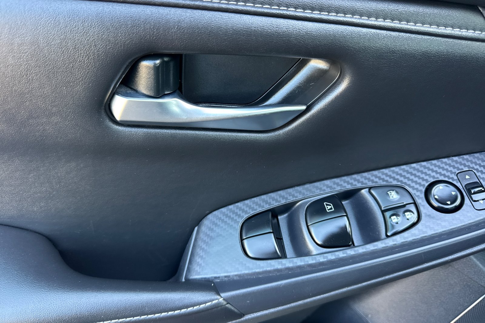 Used 2024 Nissan Sentra SV w/ All-Weather Package FWD image 11