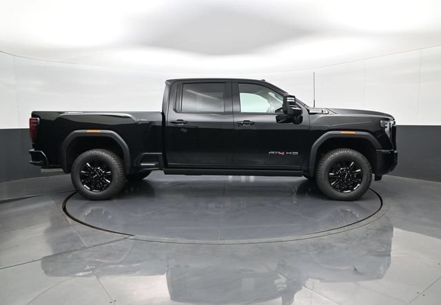 New 2026 GMC Sierra 2500 AT4 w/ AT4 Premium Plus Package AWD/4WD image 4
