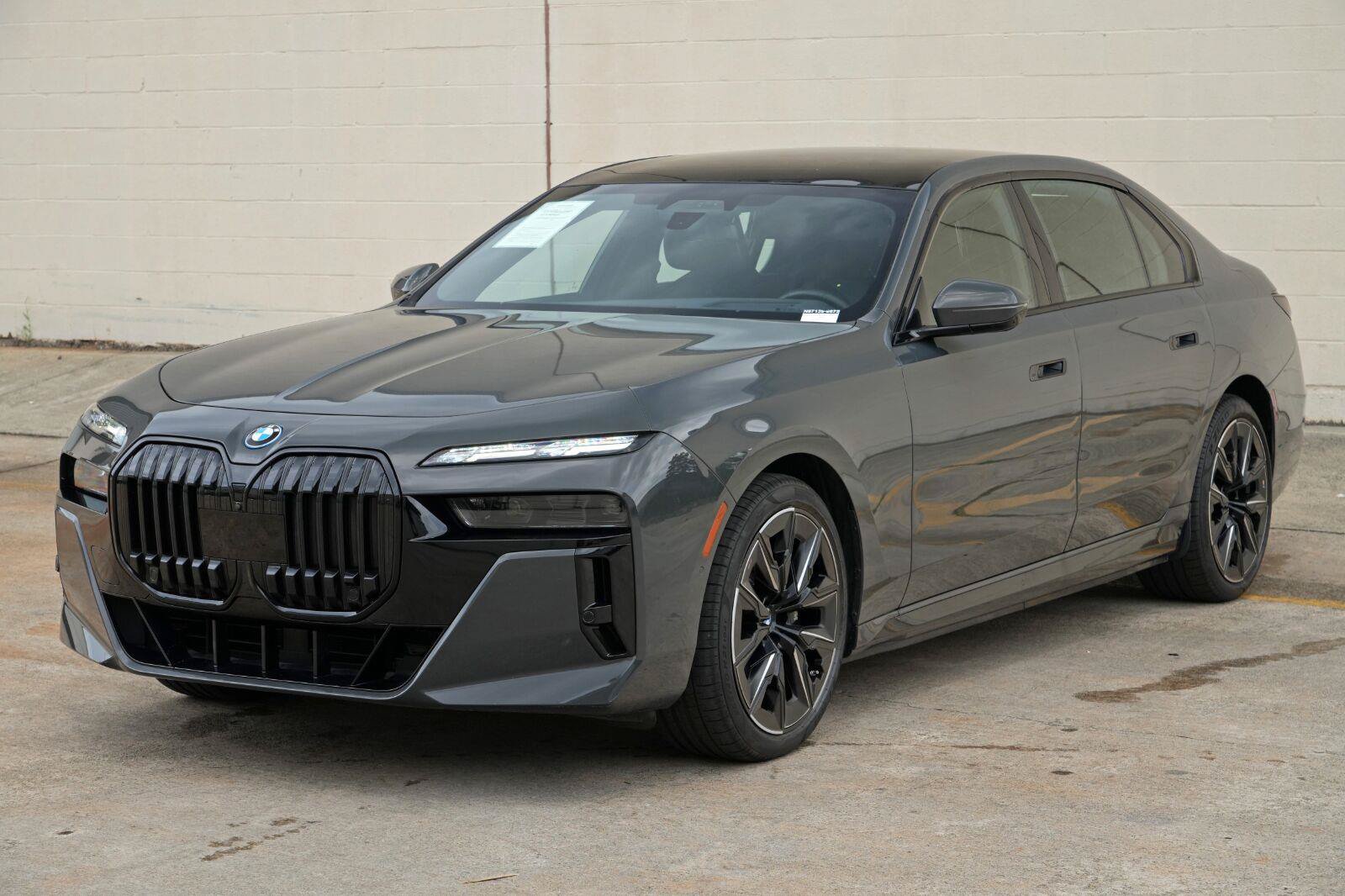 Used 2024 BMW i7 eDrive50 w/ M Sport Package RWD image 64