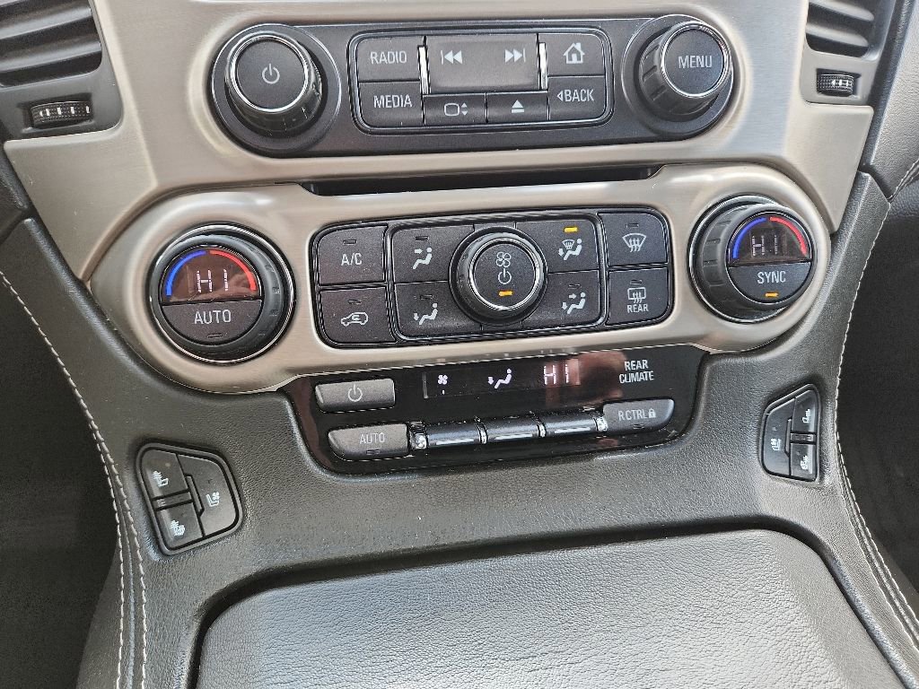 Certified 2019 GMC Yukon XL Denali w/ Denali Ultimate Package AWD/4WD image 23