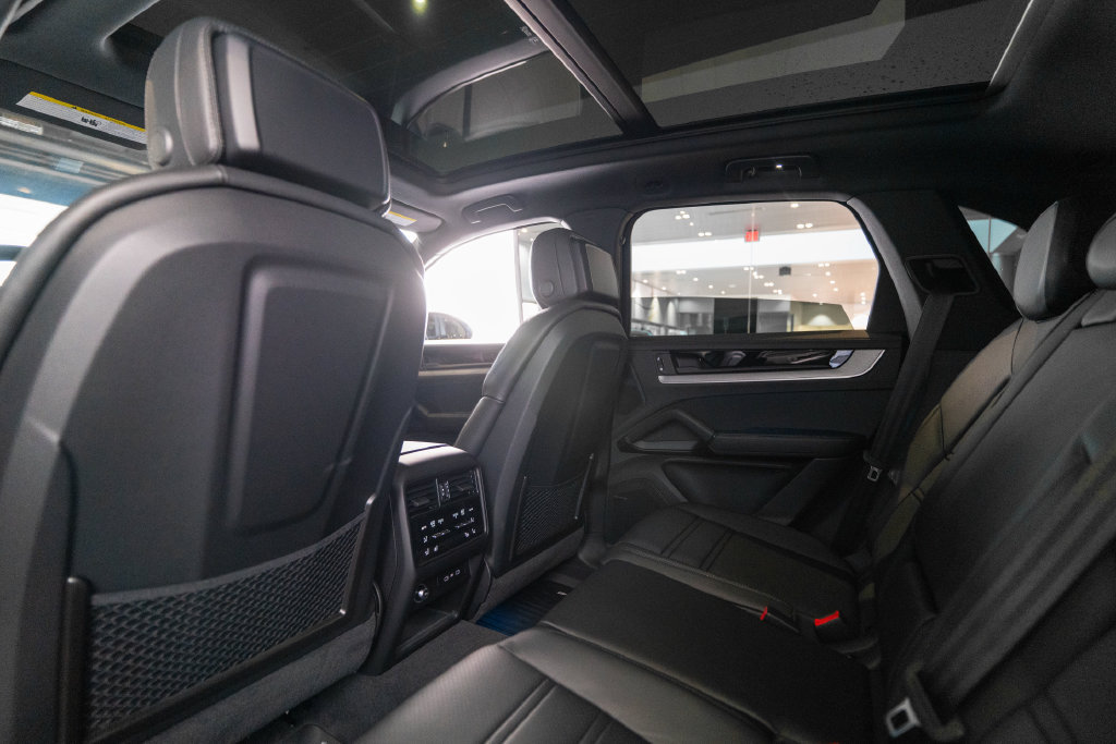 New 2026 Porsche Cayenne AWD/4WD image 16