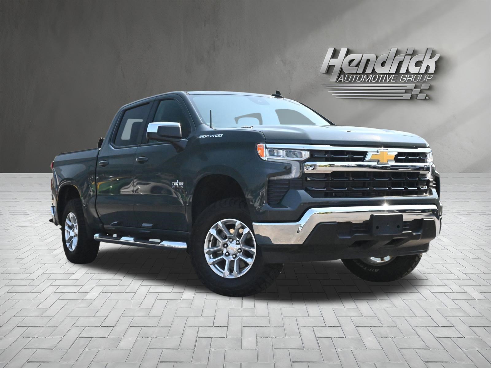 Used 2026 Chevrolet Silverado 1500 LT RWD image 2
