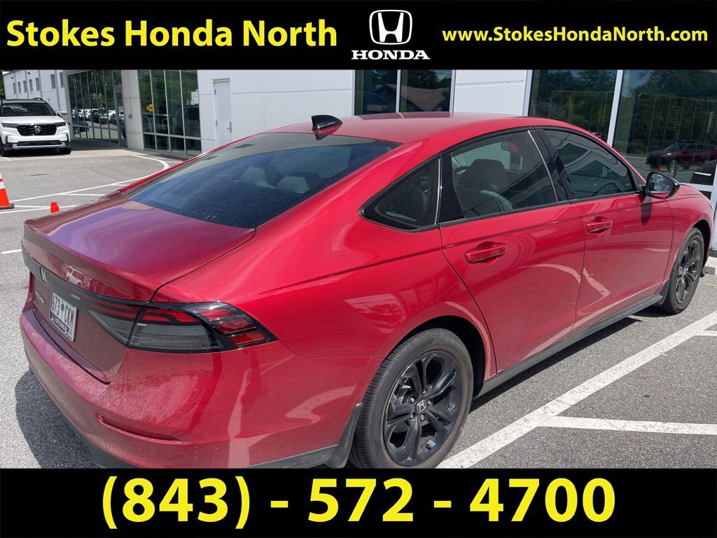 Certified 2025 Honda Accord SE image 5