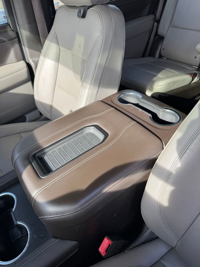 Used 2021 Chevrolet Tahoe Z71 w/ Z71 Off-Road Package image 21