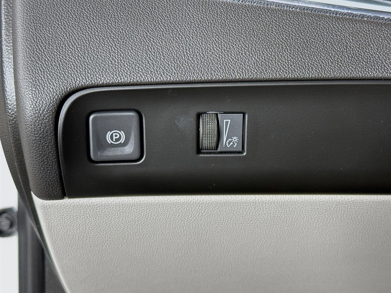 Certified 2023 Buick Enclave Essence w/ Experience Buick Package image 10