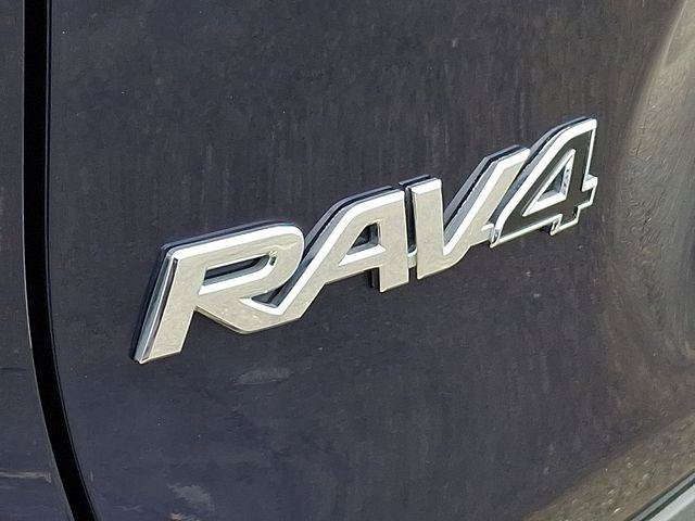Certified 2021 Toyota RAV4 XLE AWD/4WD image 18