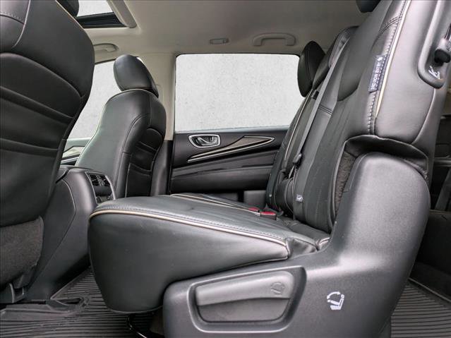 Used 2019 INFINITI QX60 Luxe w/ Essential Package image 19