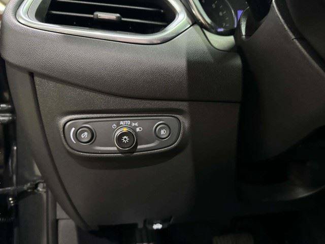 Used 2020 Chevrolet Equinox LT AWD/4WD image 28