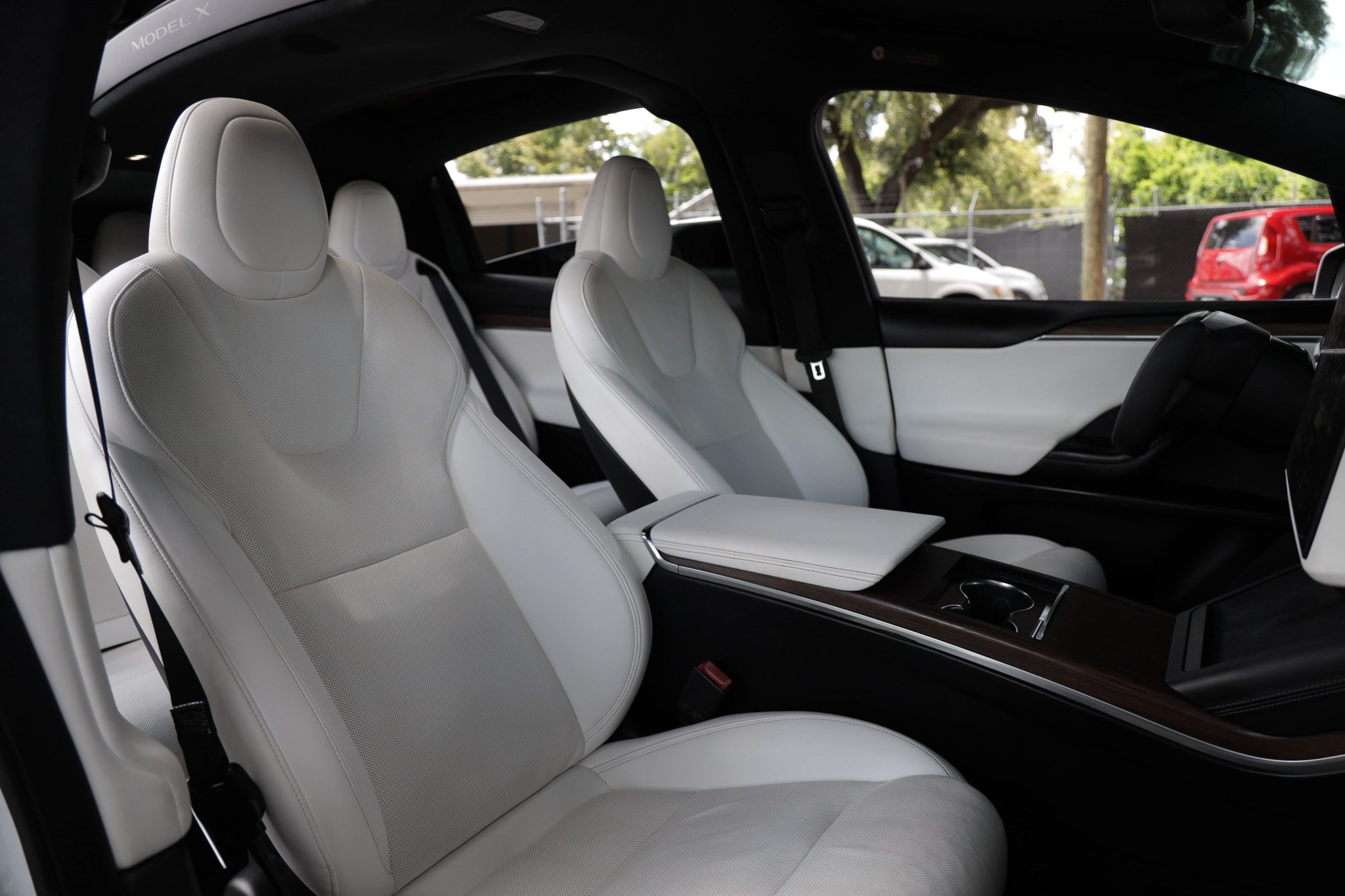 Used 2022 Tesla Model X AWD/4WD image 23