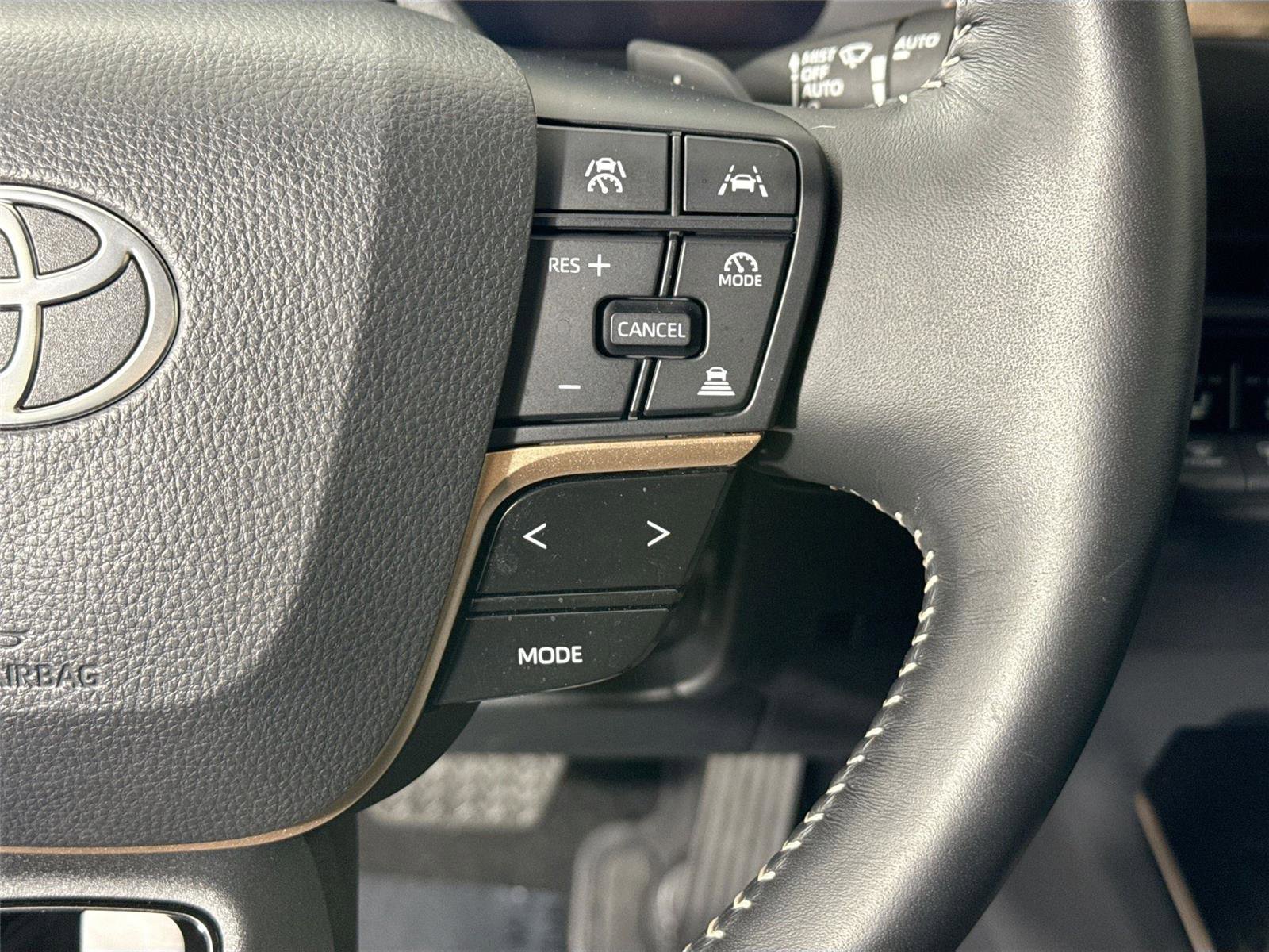 Certified 2025 Toyota Crown Signia w/ Advanced Technology Package image 20