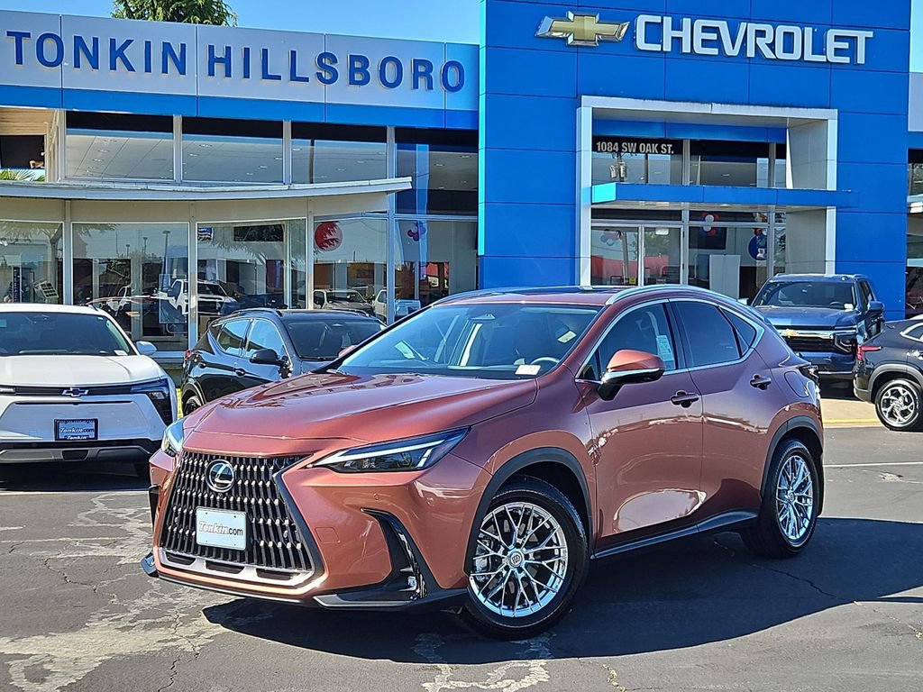 Used 2025 Lexus NX 350 AWD w/ Accessory Package (2T) image 2