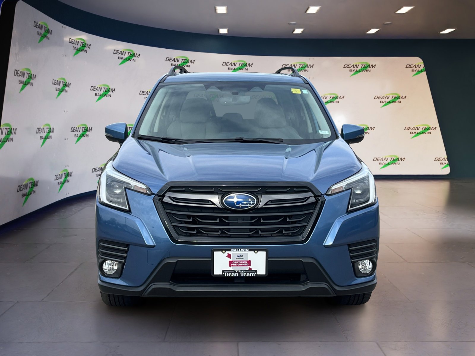 Certified 2023 Subaru Forester Limited AWD/4WD image 2