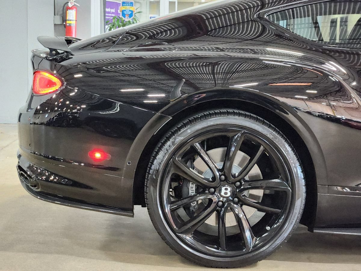 Used 2022 Bentley Continental GT AWD/4WD image 28