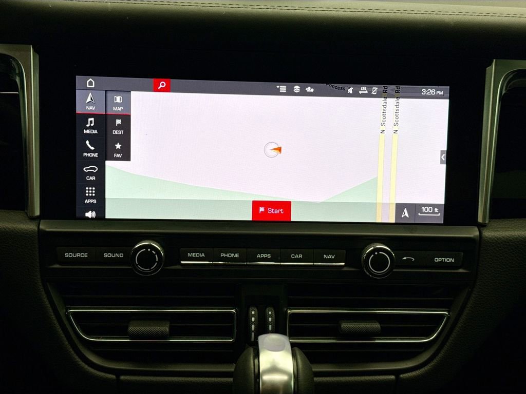 Used 2021 Porsche Macan S image 14