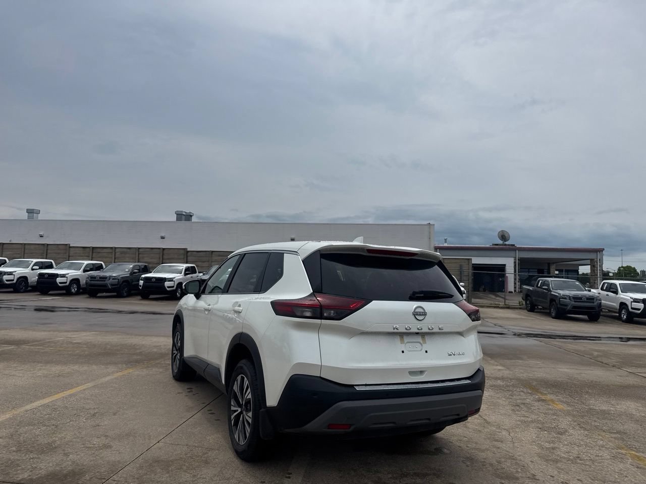 Certified 2023 Nissan Rogue SV AWD/4WD image 17