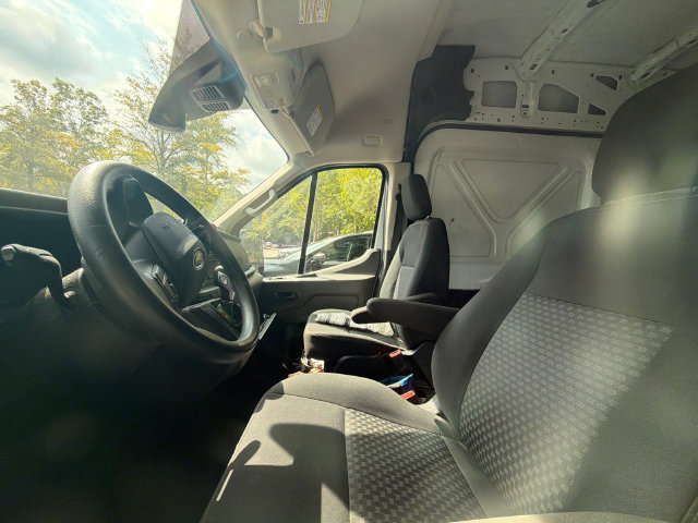Used 2022 Ford Transit 250 148 High Roof Extended AWD image 5