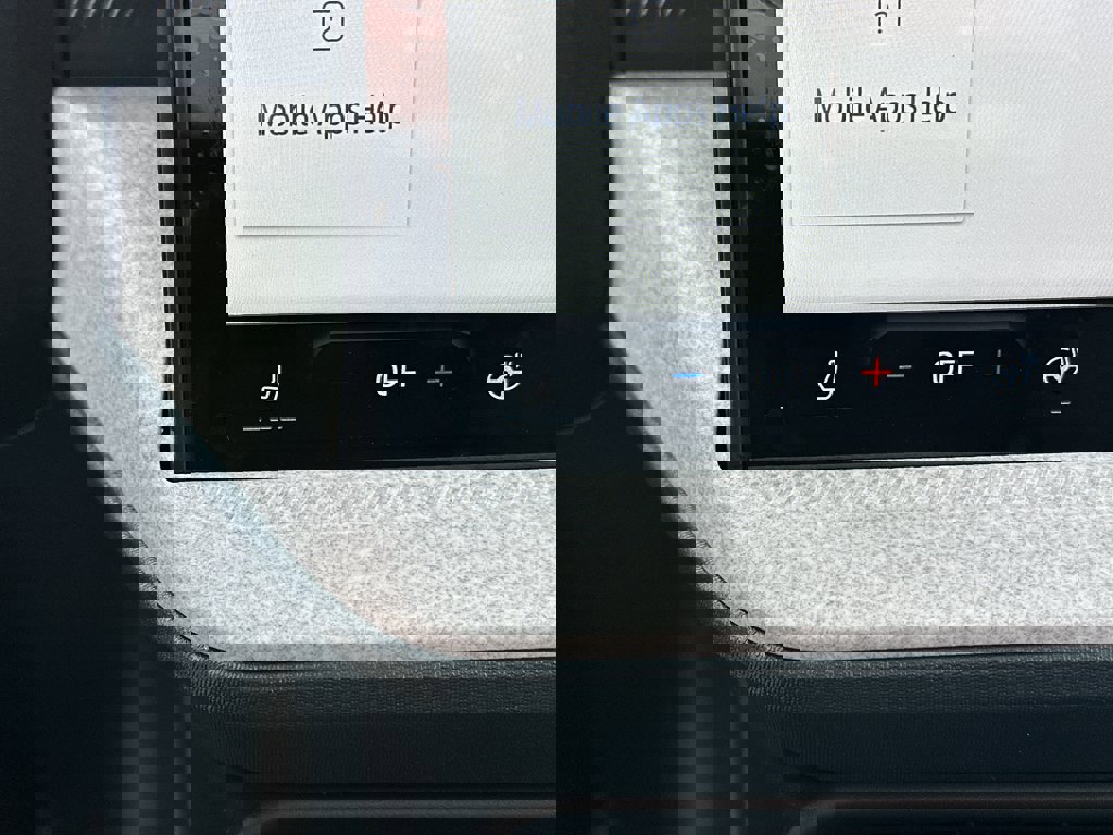 New 2025 Ford Maverick XLT w/ XLT Luxury Package image 23