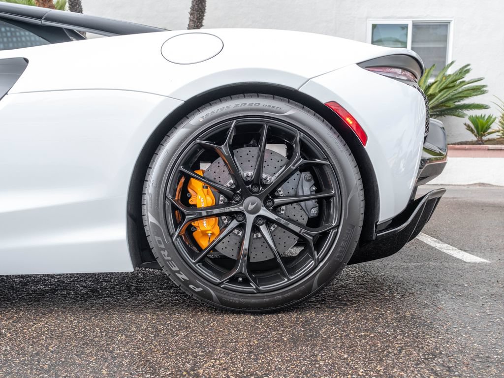 New 2026 McLaren Artura RWD image 26