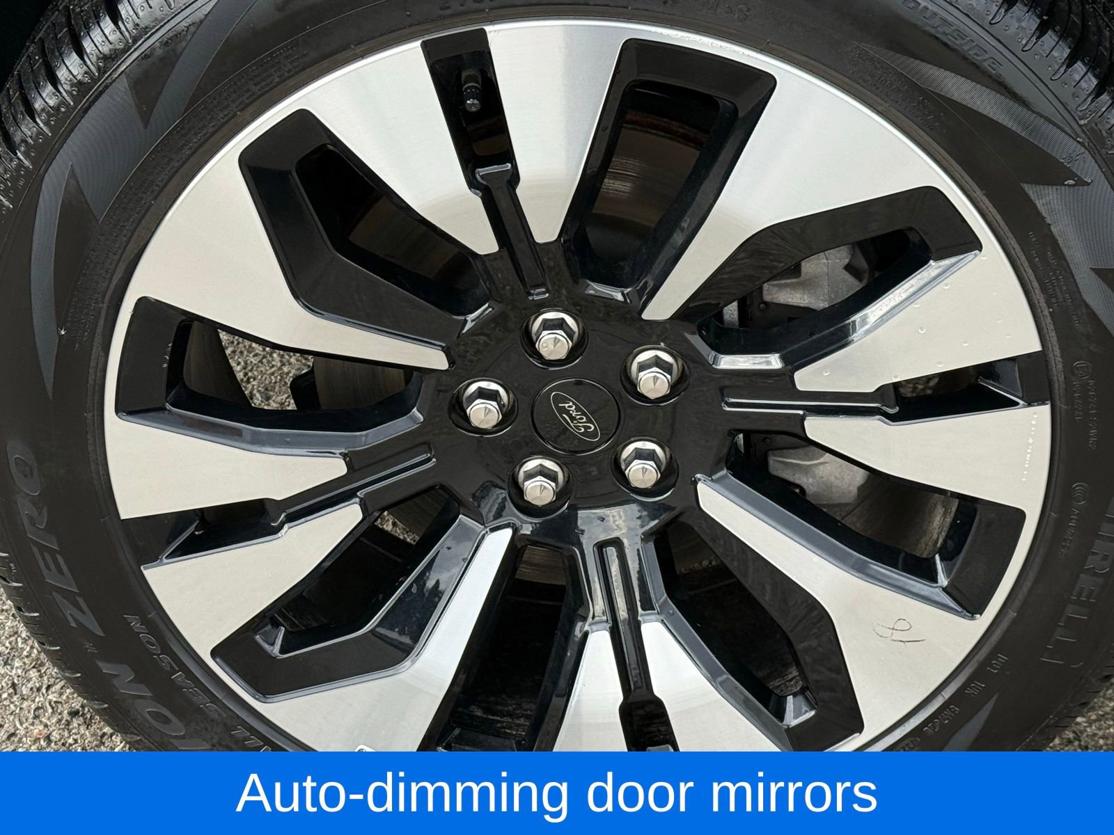 Used 2025 Ford Explorer Platinum w/ LUX Leather Package image 45