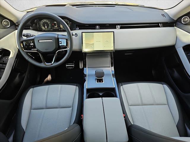 Certified 2025 Land Rover Range Rover Evoque Dynamic SE image 4