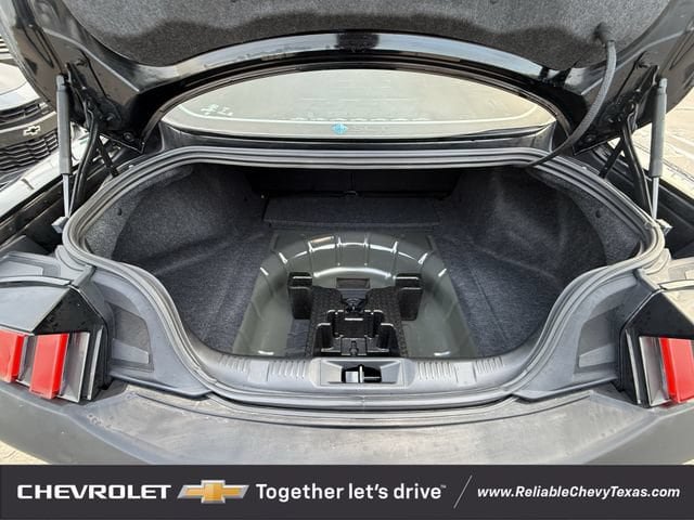 Used 2025 Ford Mustang GT RWD image 30