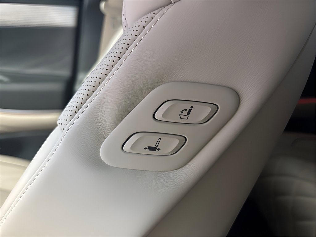 New 2025 Genesis GV80 3.5T Prestige image 29