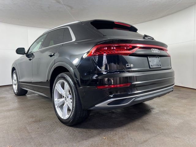 Used 2023 Audi Q8 Premium Plus image 5