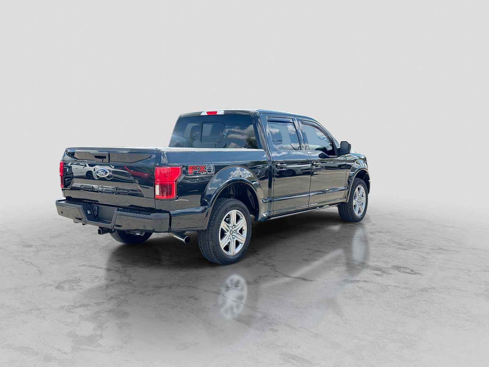 Used 2019 Ford F150 Lariat w/ Equipment Group 502A Luxury AWD/4WD image 6