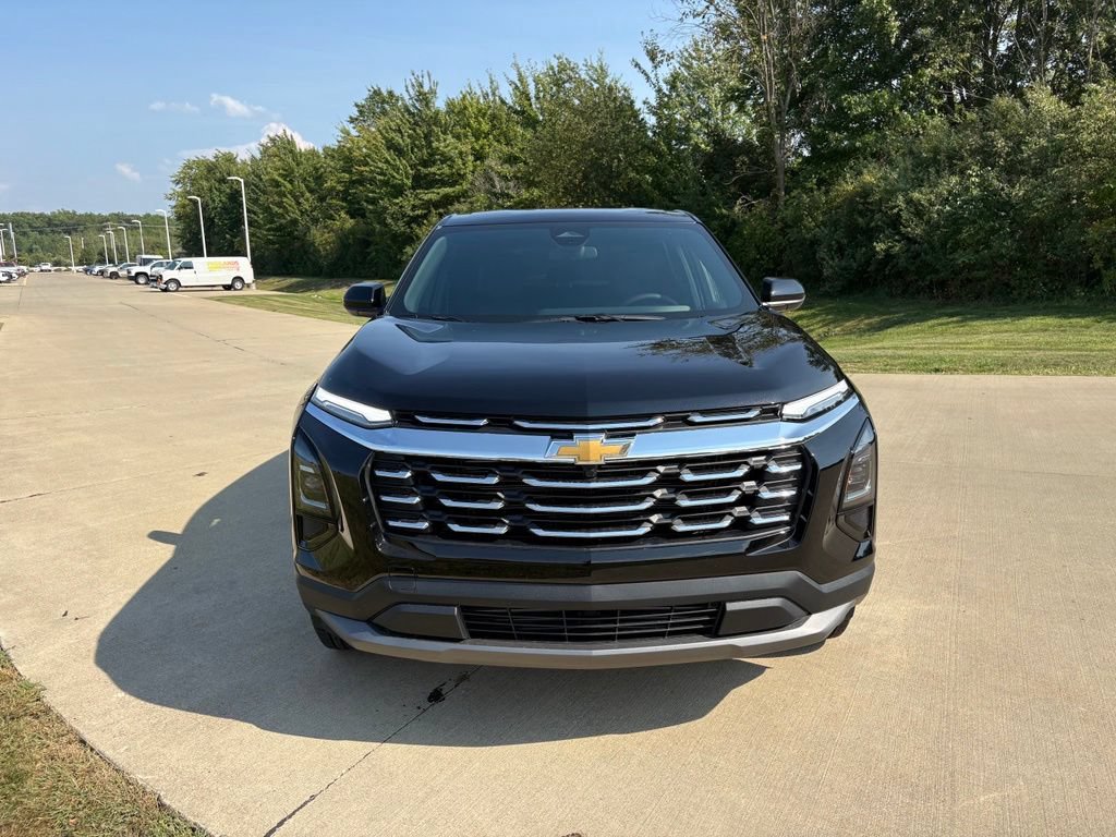 New 2027 Chevrolet Equinox LT w/ Convenience Package II FWD image 12