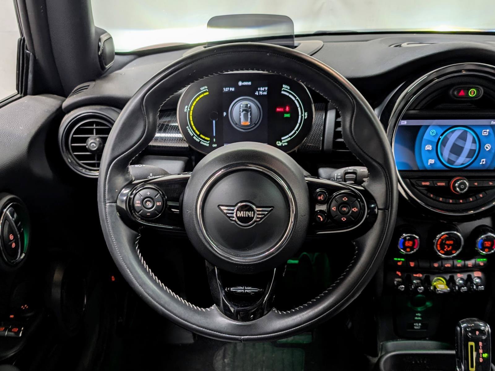 Used 2021 MINI Cooper SE w/ 8.8" Touchscreen Nav Package FWD image 29