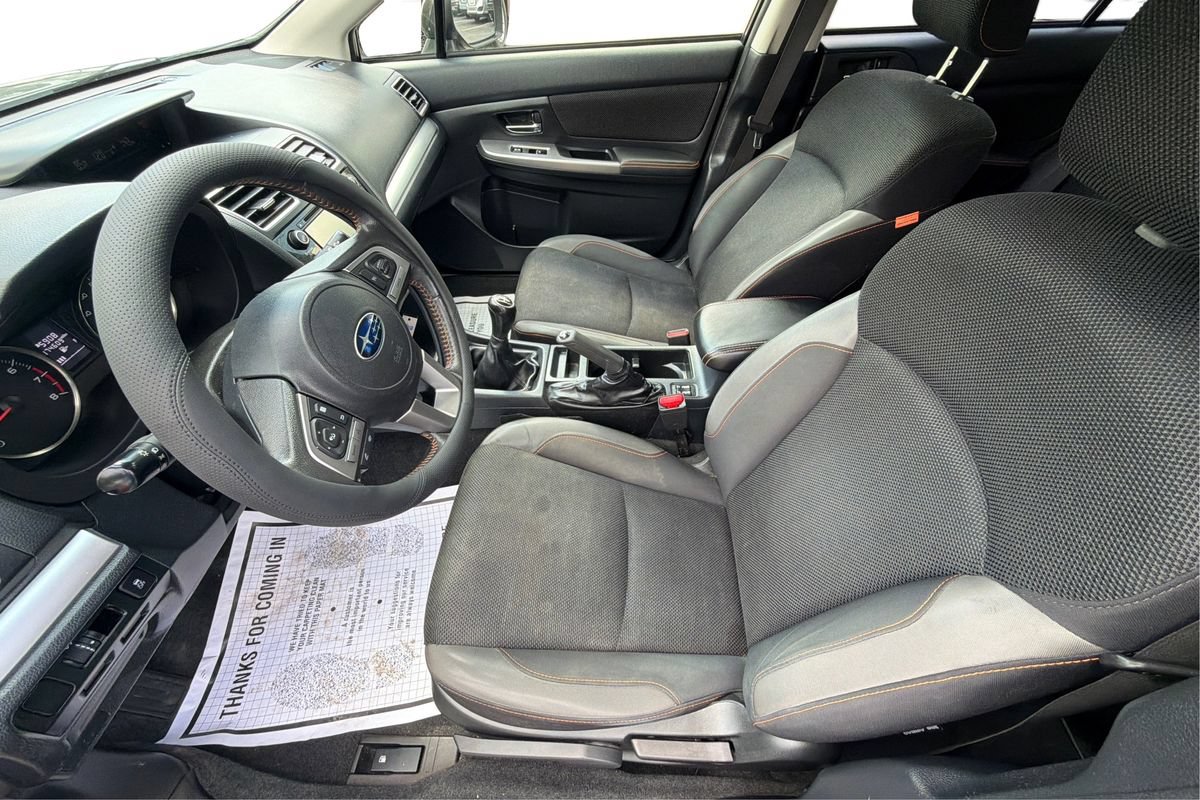 Used 2017 Subaru Crosstrek 2.0i Premium AWD/4WD image 9