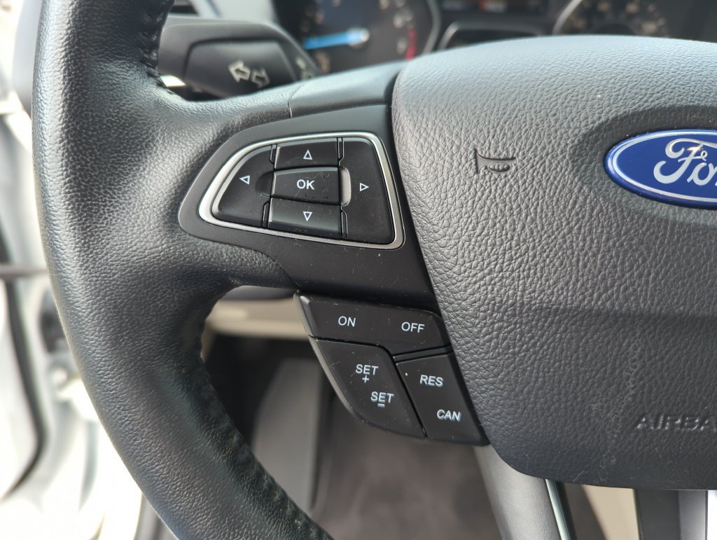 Used 2019 Ford Escape Titanium AWD/4WD image 22