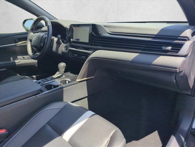 Certified 2025 Toyota Camry SE FWD image 29