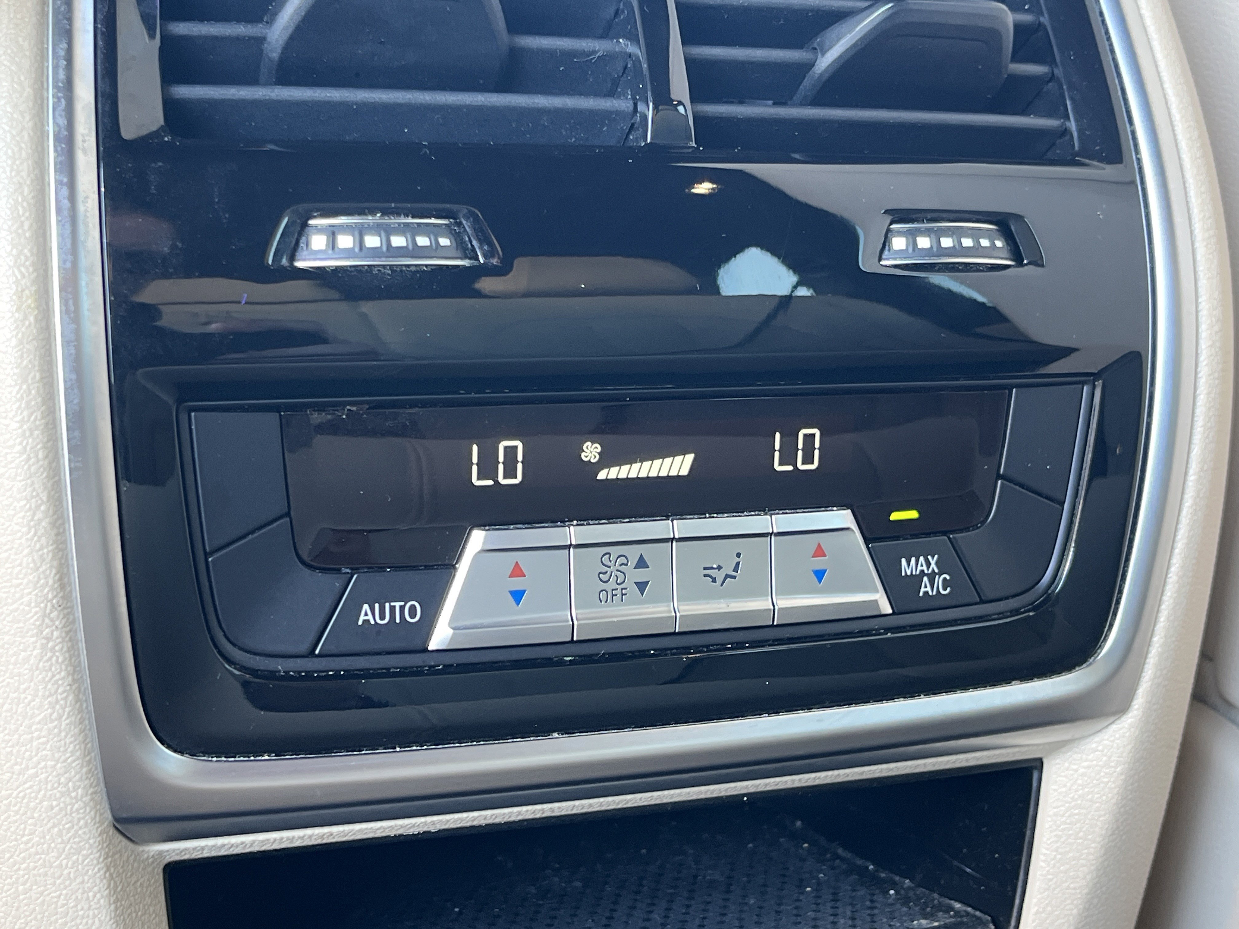 Used 2021 BMW X5 sDrive40i w/ Convenience Package image 22